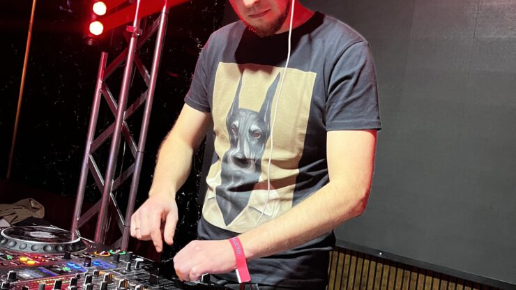 berdano-aciditiuos-disrupted-music-edm-rebel